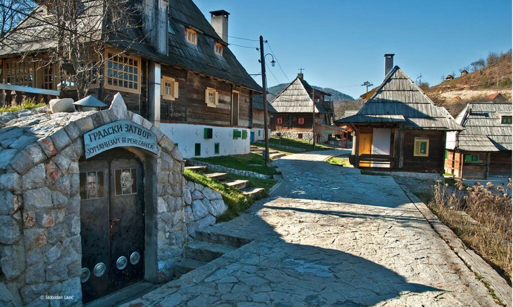 Drvengrad, Mećavnik